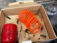 Powerplus pow 548 luchtcompressor met toebehoren - afbeelding 9 van  11