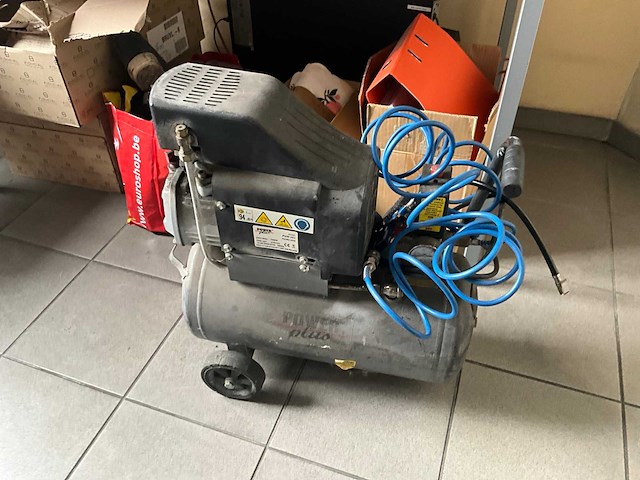 Powerplus pow551 compressor - afbeelding 1 van  6
