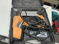 Powerplus powx13800 elektrische tacker - afbeelding 1 van  3