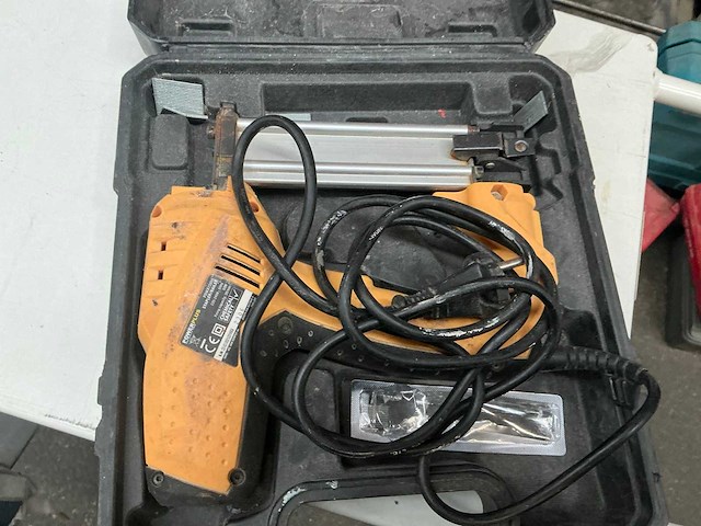 Powerplus powx13800 elektrische tacker - afbeelding 2 van  3