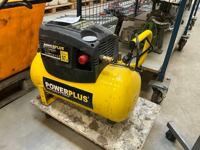 Powerplus powx1725 luchtcompressor - afbeelding 1 van  3