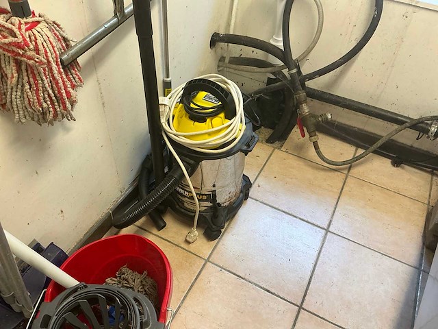 Powerplus powx322 stofzuiger - afbeelding 1 van  2