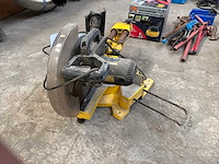 Powerplus x075 afkortzaag - afbeelding 6 van  6