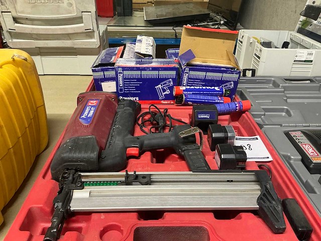 Powers trak-it c4 accu tacker - afbeelding 1 van  4