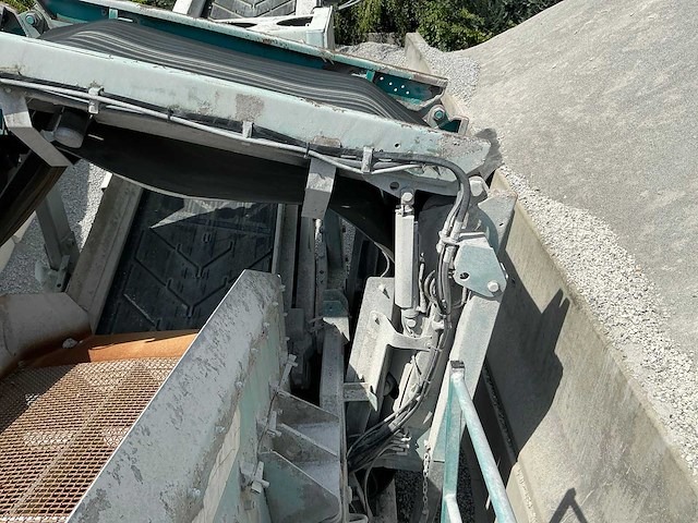 Powerscreen warrior 1400 mobiele zeefinstallatie - afbeelding 14 van  15