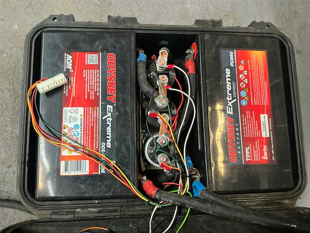 Powerslave i-serie 12v-24v start booster te herstellen - afbeelding 3 van  4