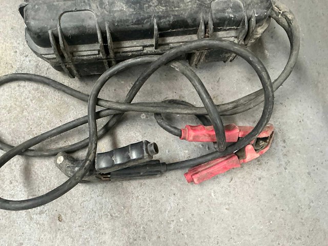 Powerslave i-serie 12v-24v start booster te herstellen - afbeelding 4 van  4