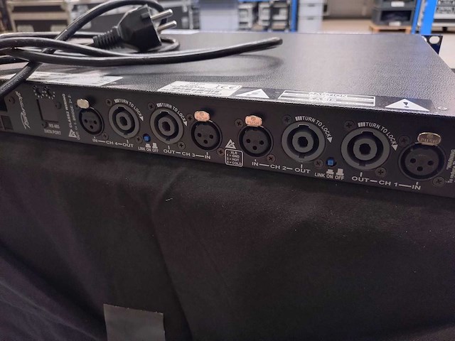 Powersoft - m28q - amplifier 4ch - afbeelding 4 van  4