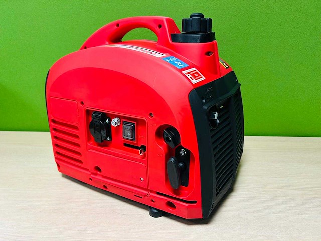Powertech - 2025 - pt2000 - inverter generator 1800w - afbeelding 3 van  7