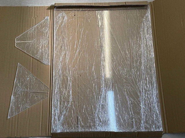 Ppma plexiglas 60*80 (16x) - afbeelding 1 van  2