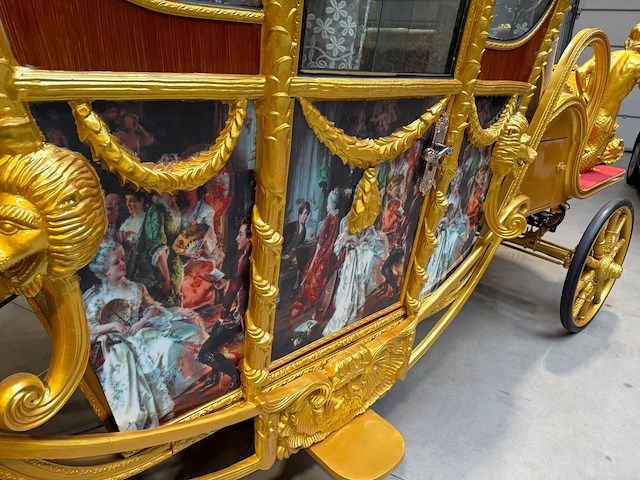 Praalwagen koets - afbeelding 20 van  29