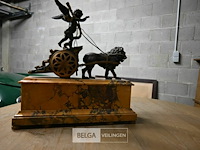 Prachtige antieke klok op marmeren voet - afbeelding 3 van  8