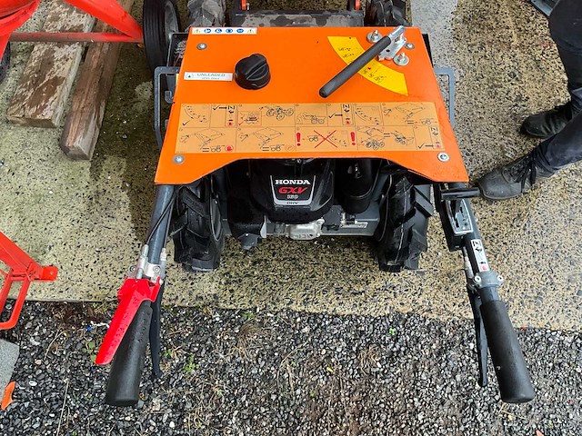 Prachtige bmd 300 nieuwe gemotoriseerde kruiwagen - afbeelding 2 van  23