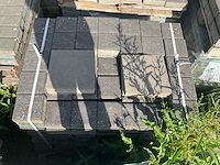 Prachtige parkeerplaats bestrating - afbeelding 10 van  27