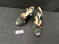 Prada hakken maat 38 (gebruikt) - afbeelding 1 van  6