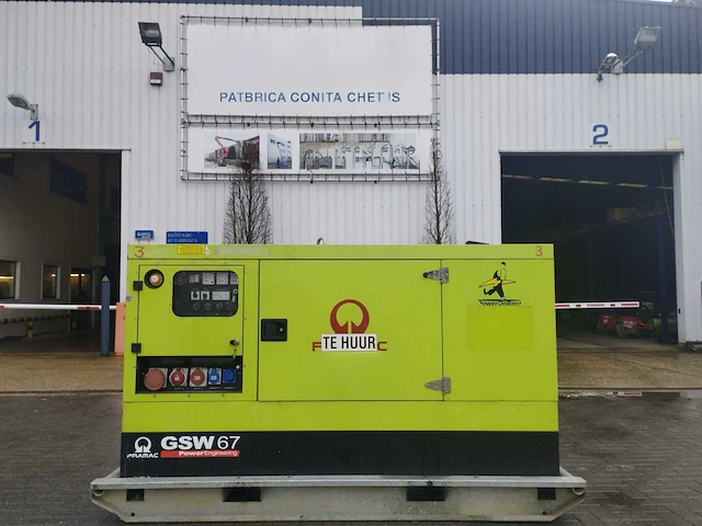 Pramac gsw65 60kva stroomgenerator - afbeelding 1 van  3