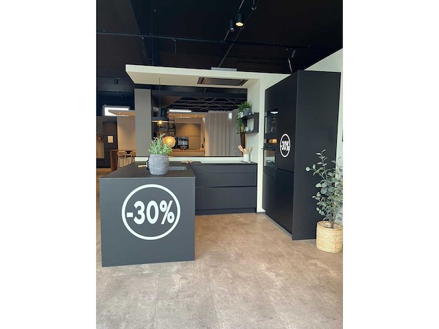 Prato zwarte keuken - afbeelding 1 van  7