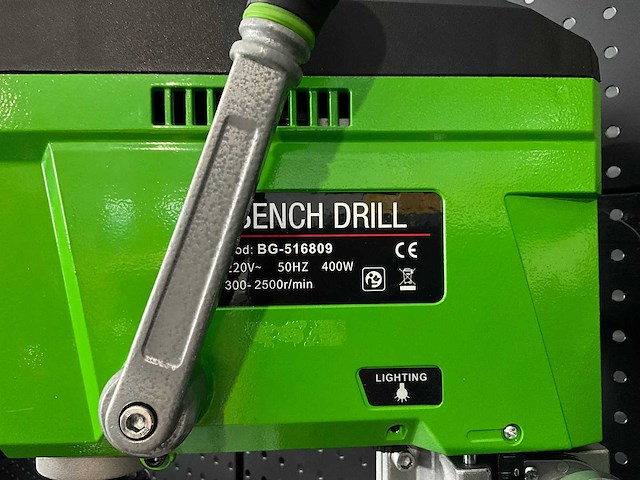 Precisie kolomboormachine voor modelbouw en details - afbeelding 7 van  7