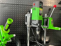 Precisie kolomboormachine voor modelbouw en details - afbeelding 3 van  8