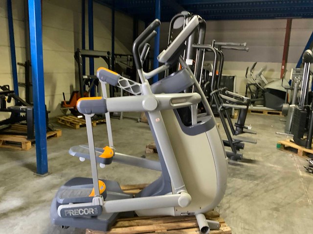 Precor 100i amt crosstrainer - afbeelding 1 van  5