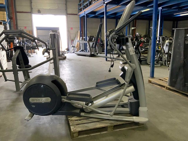 Precor 885 p80 elliptical crosstrainer - afbeelding 1 van  5
