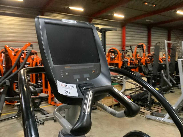 Precor 885 p82 efx crossramp crosstrainer - afbeelding 4 van  6
