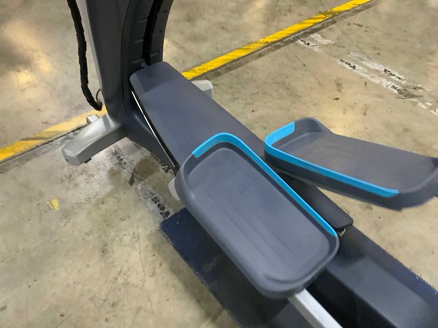 Precor 885 p82 efx crossramp crosstrainer - afbeelding 3 van  6