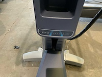 Precor 885 p82 efx crossramp crosstrainer - afbeelding 2 van  2