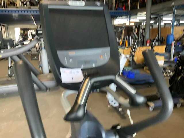 Precor 885 p82 efx elliptical crosstrainer - afbeelding 2 van  4