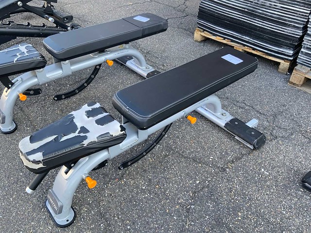 Precor adjustable bench krachtstation - afbeelding 3 van  3