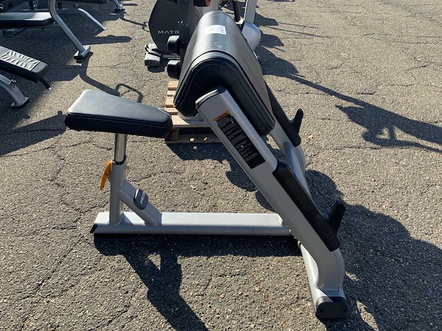 Precor biceps curl bench krachtstation - afbeelding 4 van  5