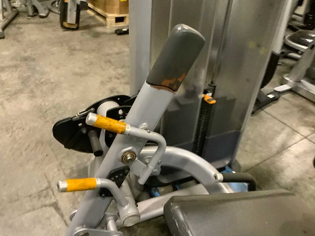 Precor discover leg extension krachtstation - afbeelding 2 van  5