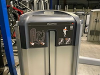 Precor discovery chest press krachtstation - afbeelding 3 van  6