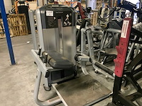 Precor discovery glute extension krachtstation
