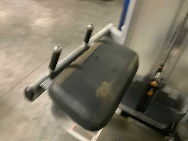 Precor discovery glute extension krachtstation - afbeelding 4 van  6