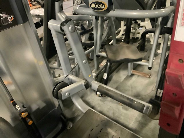 Precor discovery glute extension krachtstation - afbeelding 5 van  6