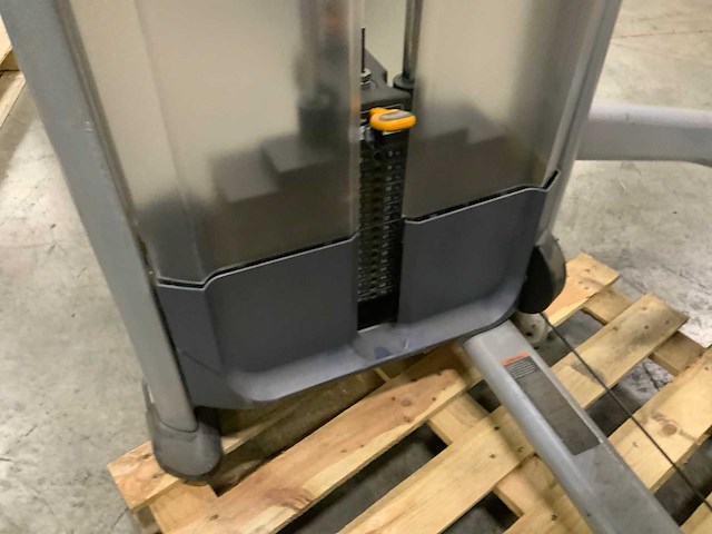 Precor discovery rotary torso krachtstation - afbeelding 2 van  2