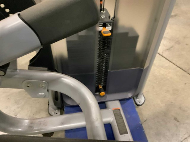 Precor discovery seated legcurl krachtstation - afbeelding 3 van  6