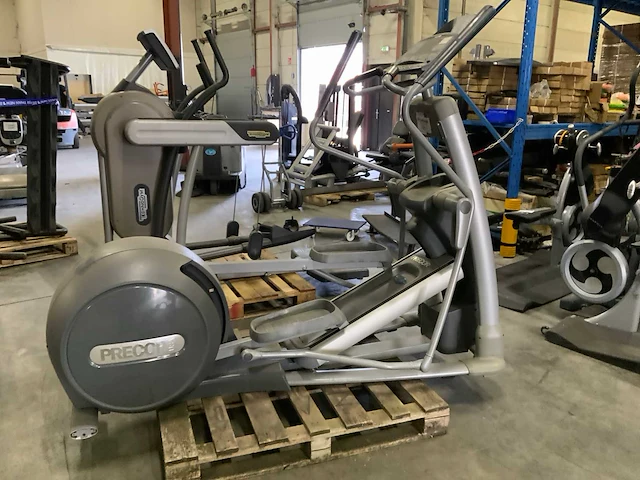 Precor efx elliptical crosstrainer - afbeelding 1 van  5