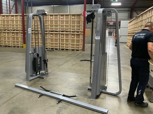 Precor icarian cable cross krachtstation - afbeelding 1 van  6