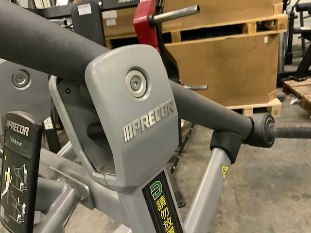 Precor plate loaded 50mm pulldown krachtstation - afbeelding 3 van  5