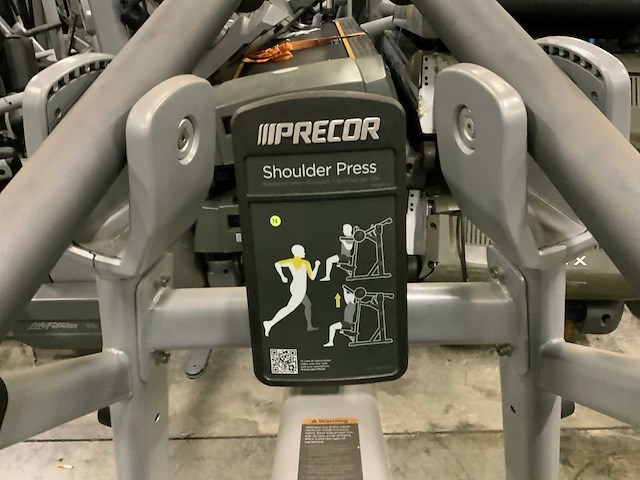 Precor plate loaded 50mm shoulder press krachtstation - afbeelding 4 van  5
