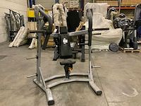 Precor plate loaded chestpress krachtstation