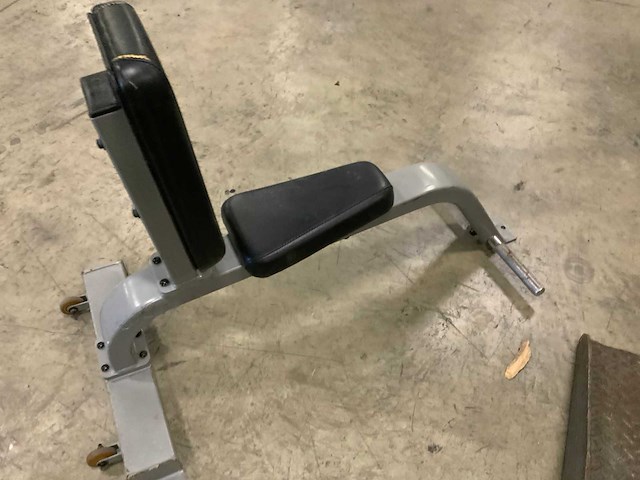Precor utility bench krachtstation - afbeelding 1 van  2