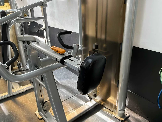 Precor zittende rij multigym - afbeelding 2 van  6