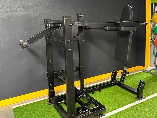 Predator strength pendulum squat - afbeelding 1 van  4