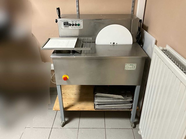 Prefamac chocolade tempereermachine - functioneel - afbeelding 2 van  6
