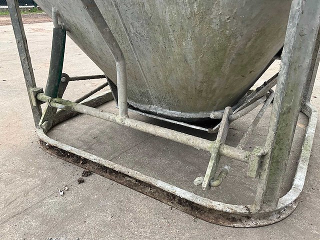 Premet vultrechter - afbeelding 10 van  10