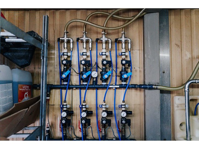 Premium 4-box self-carwashinstallatie - afbeelding 9 van  81