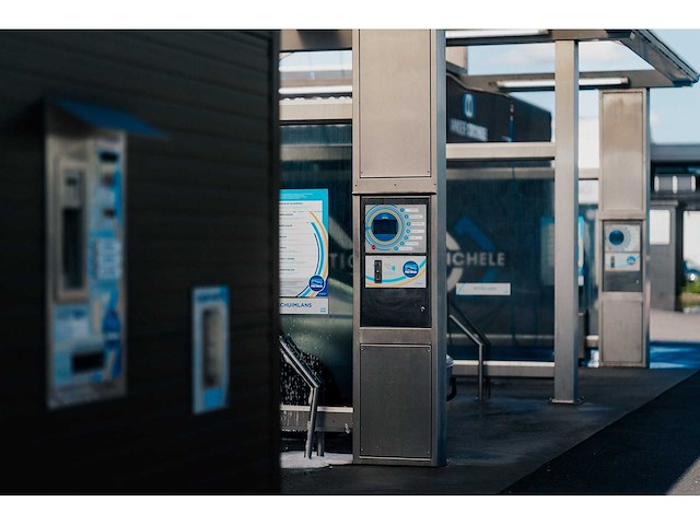 Premium 4-box self-carwashinstallatie - afbeelding 77 van  81